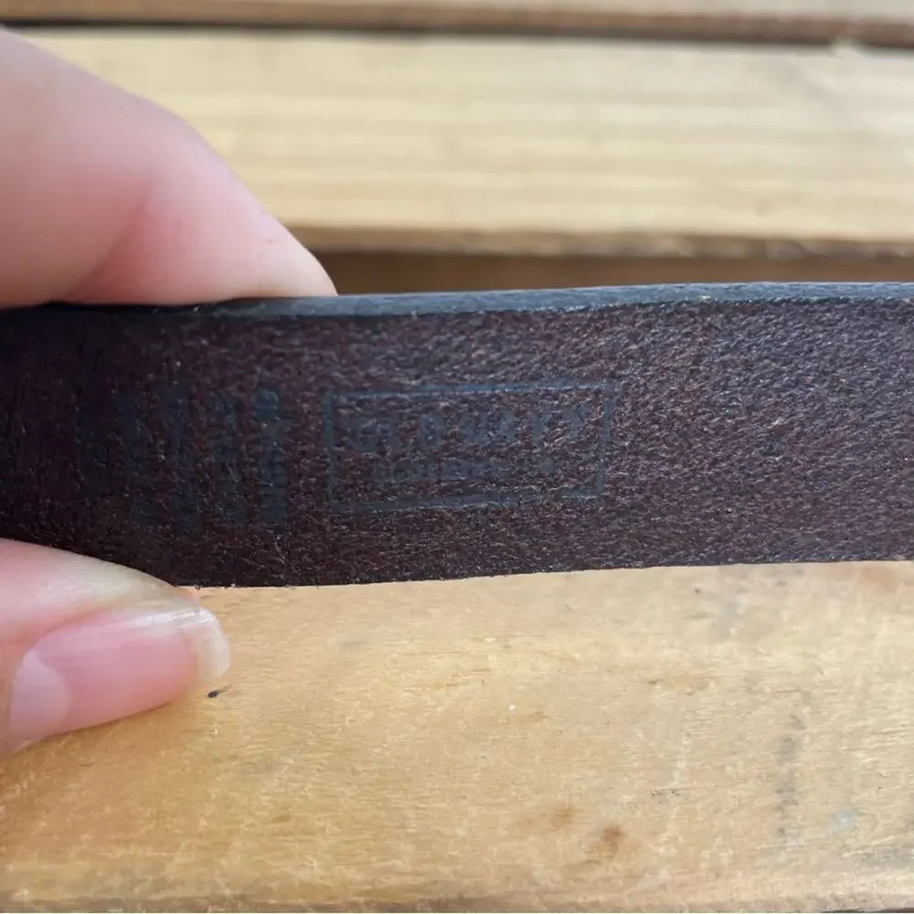 Unbranded brown leather belt size Small